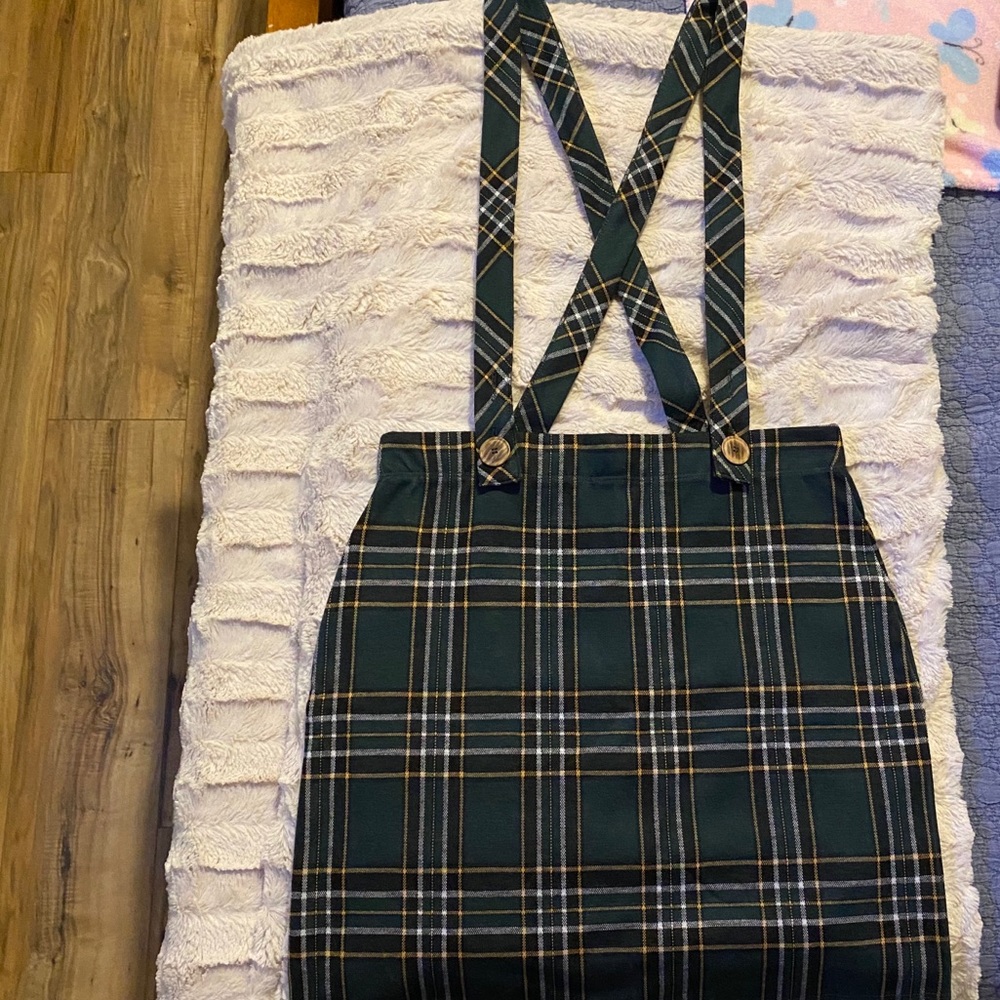 Green plaid skirt jumper